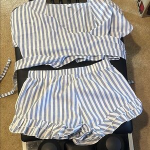 I love this wrap around shirt and matching ruffled shorts!